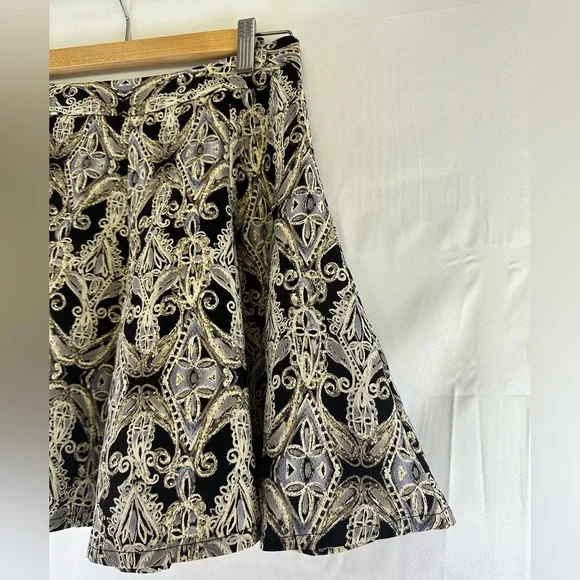 ✨ Flirty Short Circle Skirt - Deconstructed Paisley Print ✨ - Picture 4 of 11